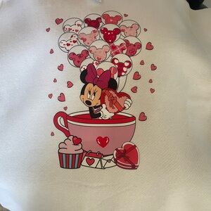 Gildan White Top with Pink and Red Minnie Mouse Design